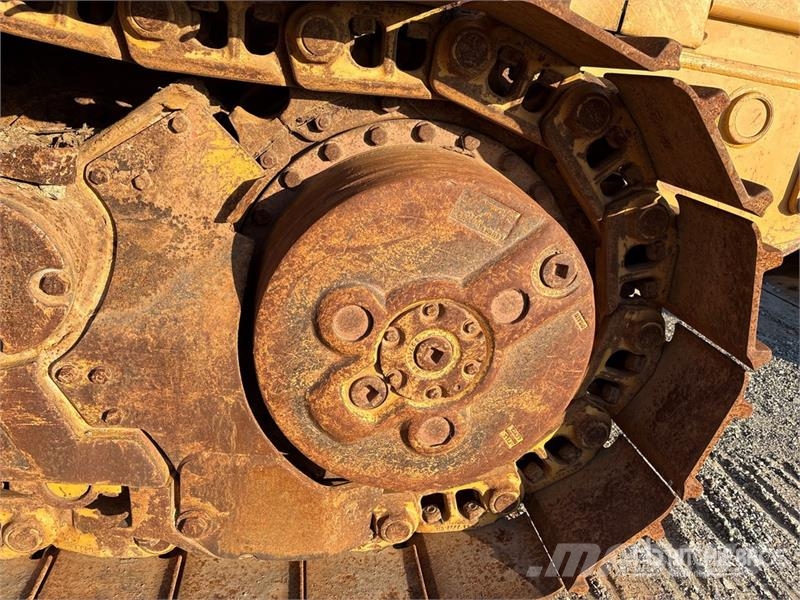 CAT 963B لوادر زحافة