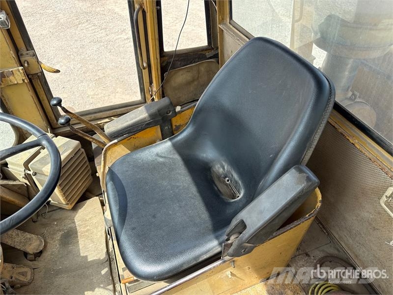 CAT 966C Wheel loaders