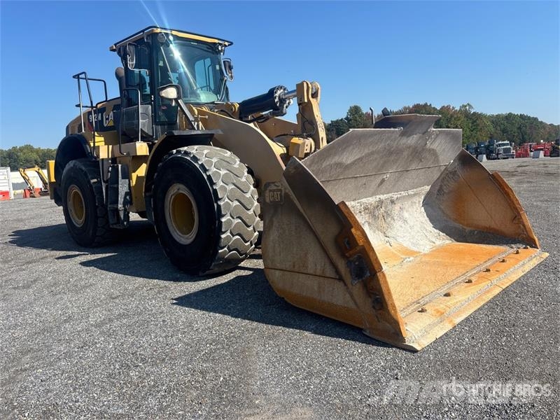CAT 972M Chargeuse sur pneus