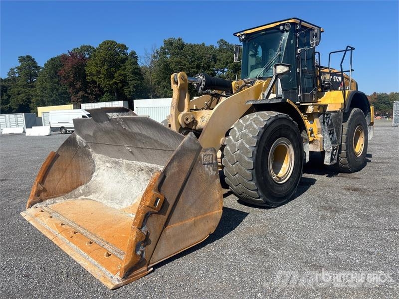 CAT 972M Chargeuse sur pneus
