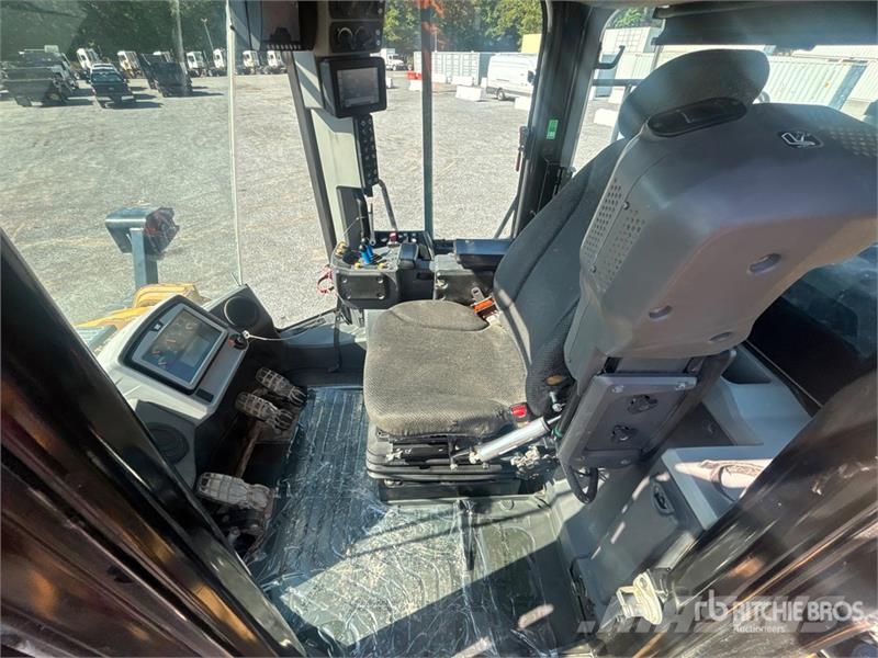 CAT 972M Chargeuse sur pneus