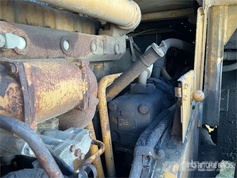 CAT 980B Pale gommate