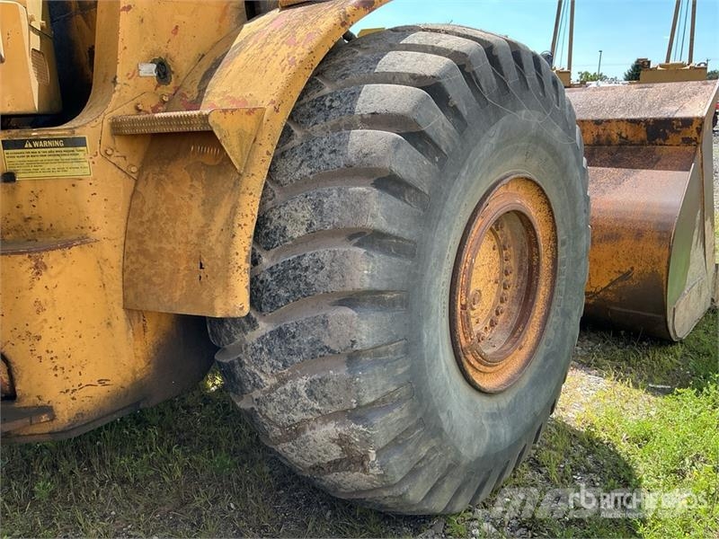 CAT 980B Pale gommate