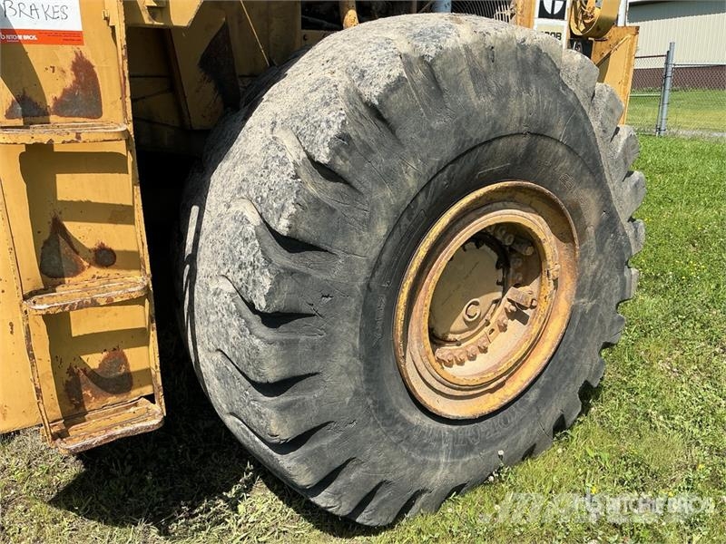 CAT 980B Pale gommate