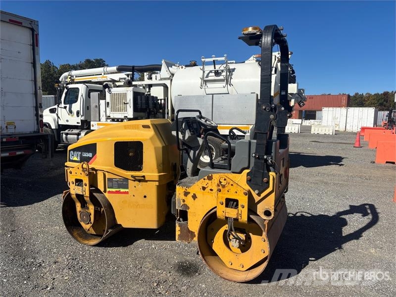 CAT CB-34B Double Drum Roller مداحل ثنائية الاسطوانة