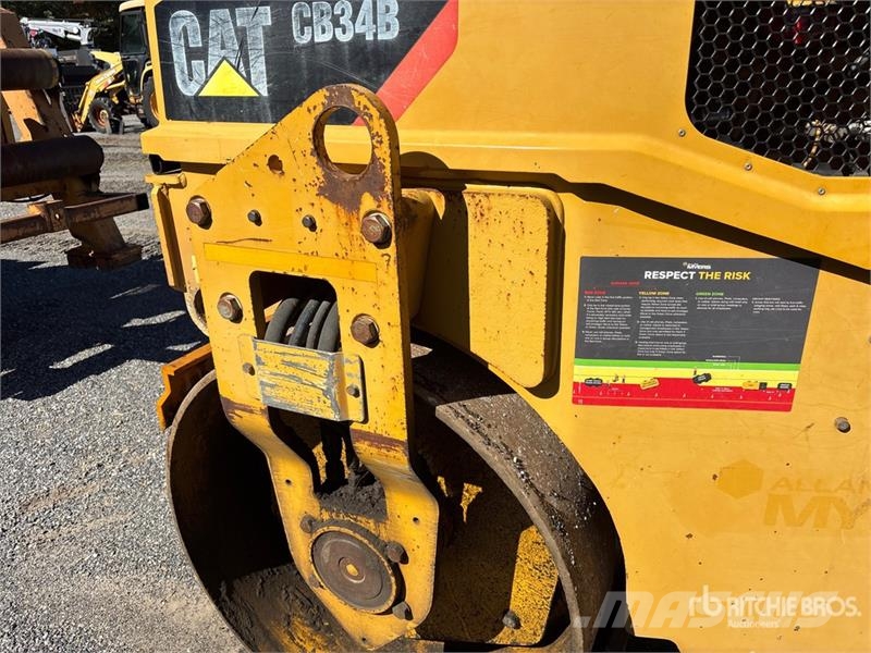 CAT CB-34B Double Drum Roller مداحل ثنائية الاسطوانة