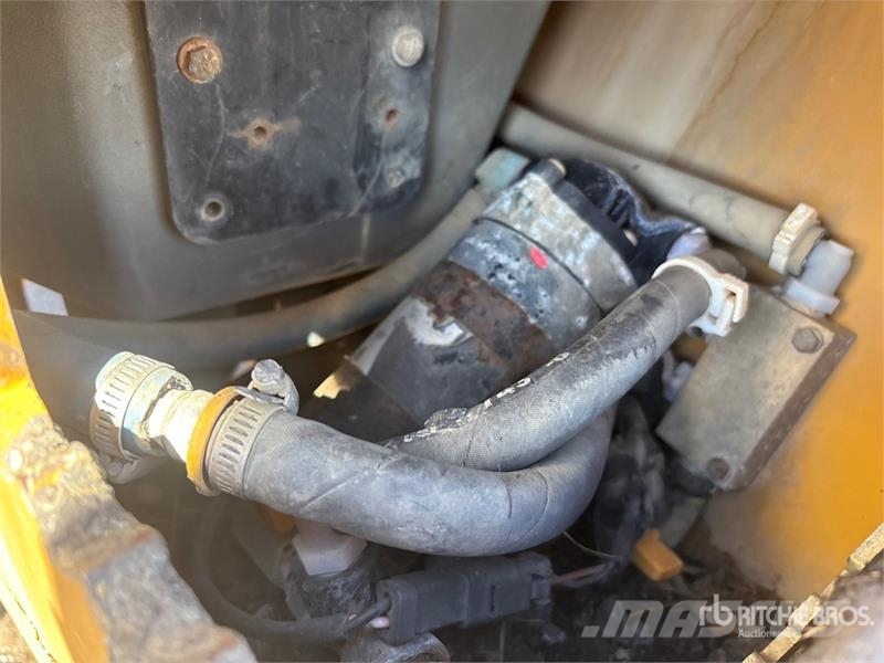 CAT CB-34B Double Drum Roller مداحل ثنائية الاسطوانة