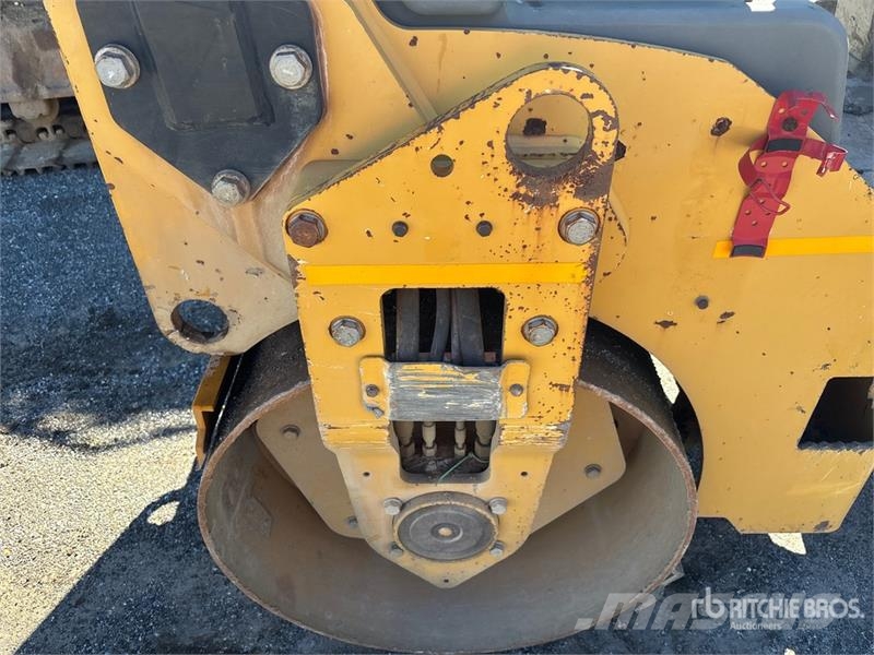 CAT CB-34B Double Drum Roller مداحل ثنائية الاسطوانة