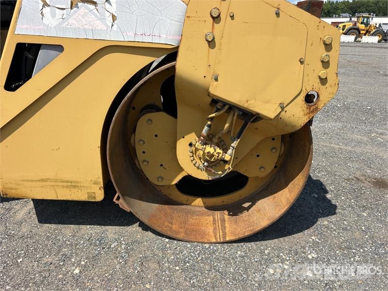CAT CB-534D Double Drum Roller Rodillos de doble tambor