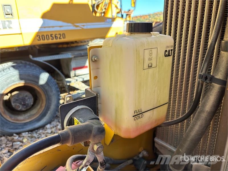 CAT CS-54 Smooth Drum Compactor 單輪滾壓機
