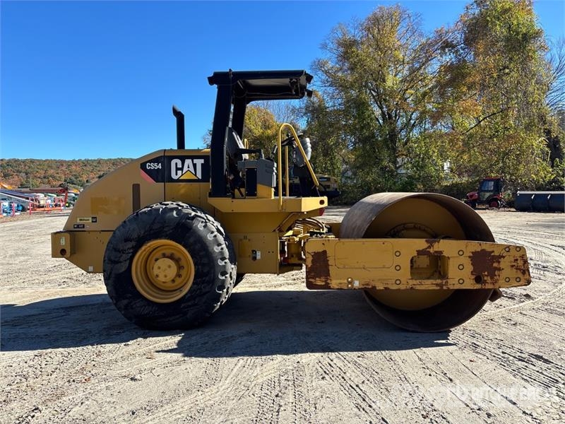 CAT CS-54 Smooth Drum Compactor 單輪滾壓機