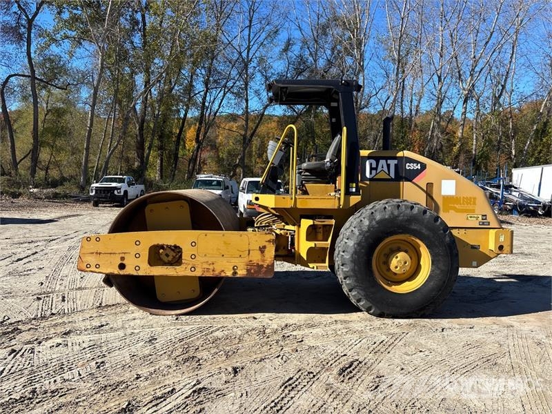 CAT CS-54 Smooth Drum Compactor 單輪滾壓機