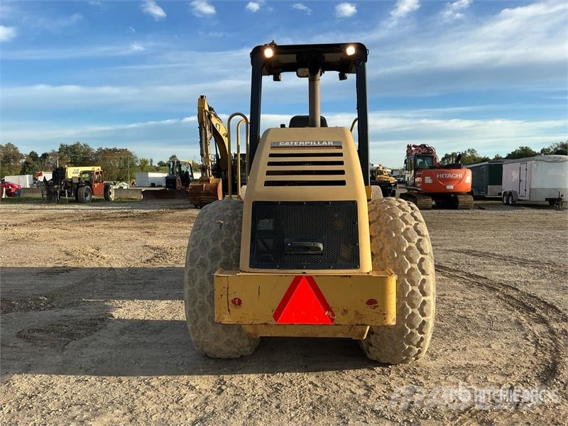 CAT CS54 Smooth Drum Compactor Enojni valjarji