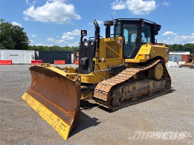 CAT D6 XE Crawler dozers
