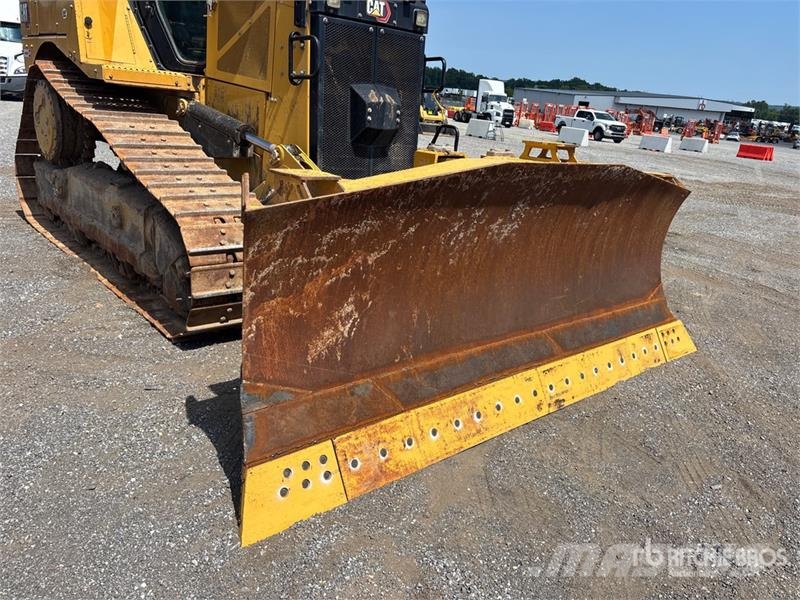 CAT D6 XE Crawler dozers