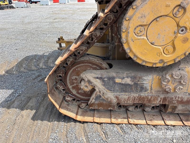 CAT D6 XE Crawler dozers