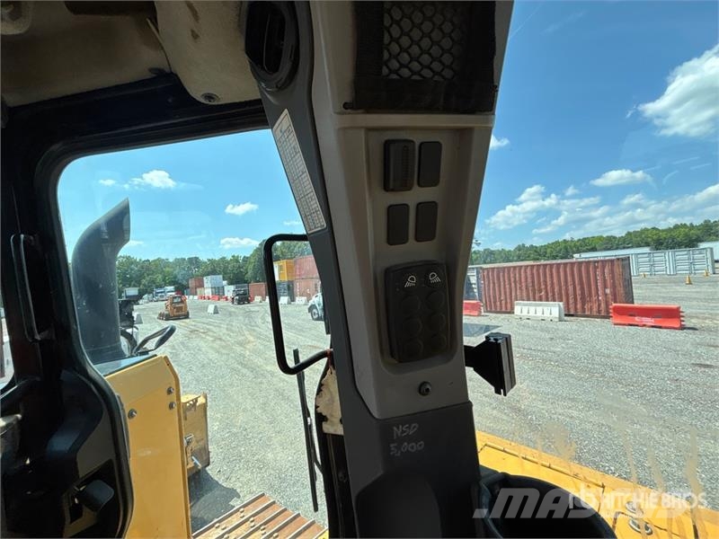CAT D6 XE Crawler dozers