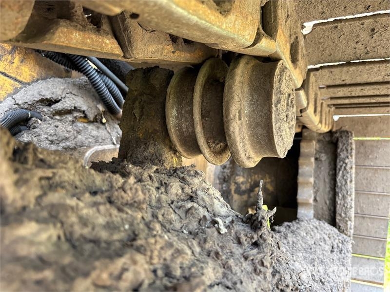 CAT D6N LGP Crawler Dozer (Inoperable) Buldožerji goseničarji