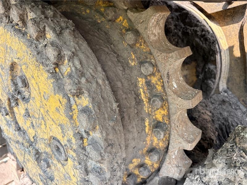 CAT D6N LGP Crawler Dozer (Inoperable) Buldožerji goseničarji