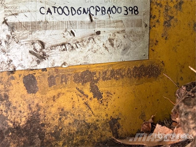 CAT D6N LGP Crawler Dozer (Inoperable) Buldožerji goseničarji