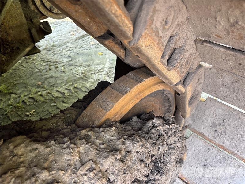 CAT D6N LGP Crawler Dozer (Inoperable) Buldožerji goseničarji