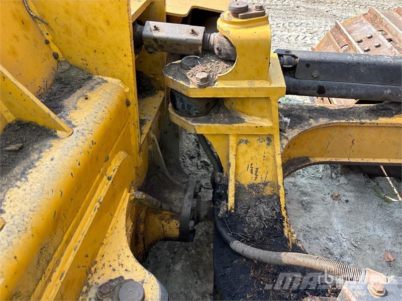CAT D6N LGP Crawler Dozer (Inoperable) Buldožerji goseničarji
