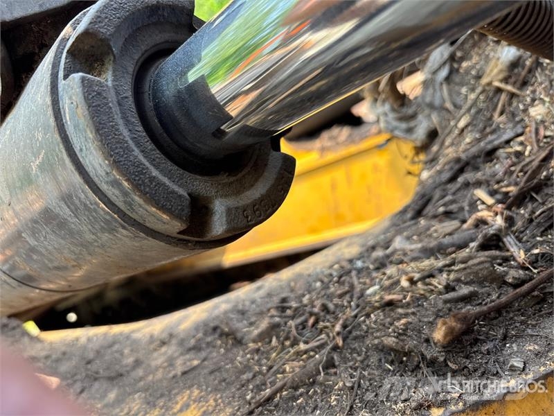 CAT D6N LGP Crawler Dozer (Inoperable) Buldožerji goseničarji