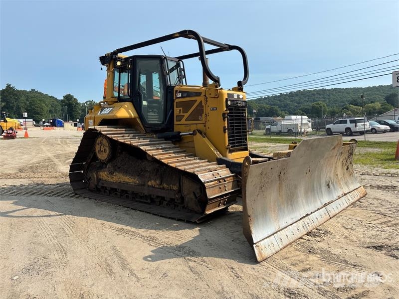CAT D6N LGP Crawler Dozer (Inoperable) Buldožerji goseničarji