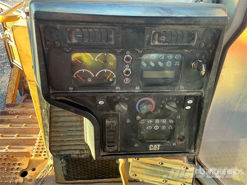 CAT D6R XL Buldožerji goseničarji