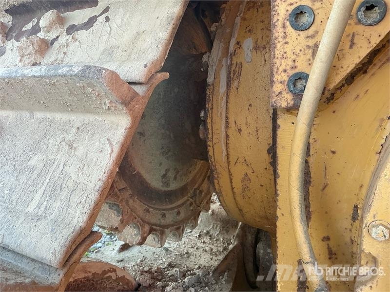 CAT D6R XL Buldožerji goseničarji