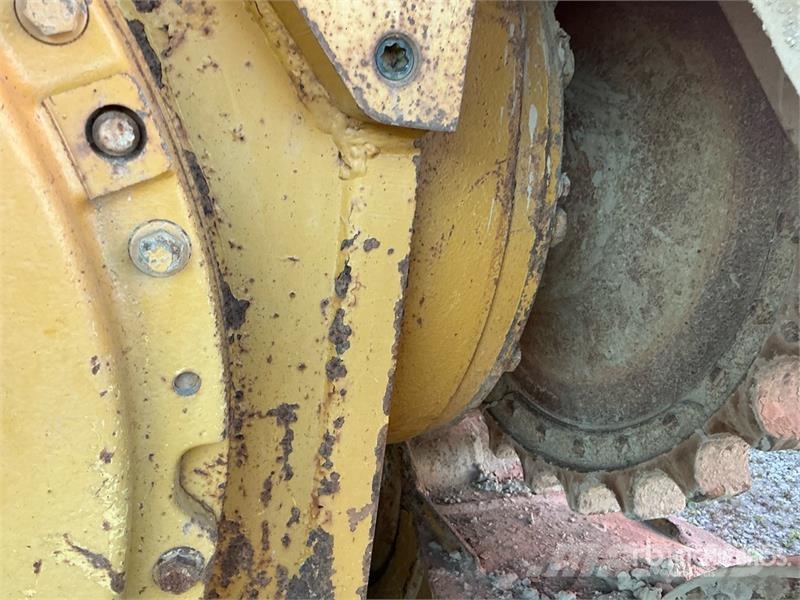 CAT D6R XL Buldožerji goseničarji