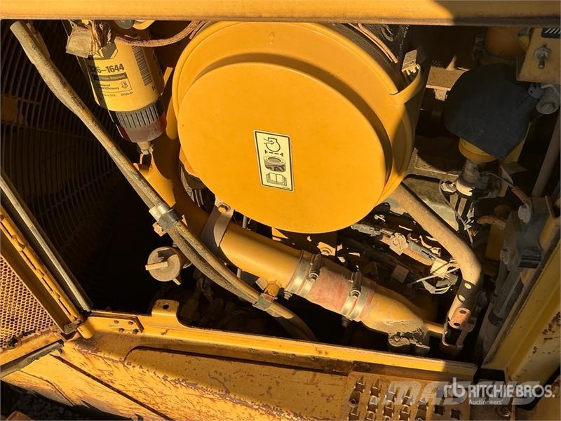 CAT D6R XL Series III Bulldozer