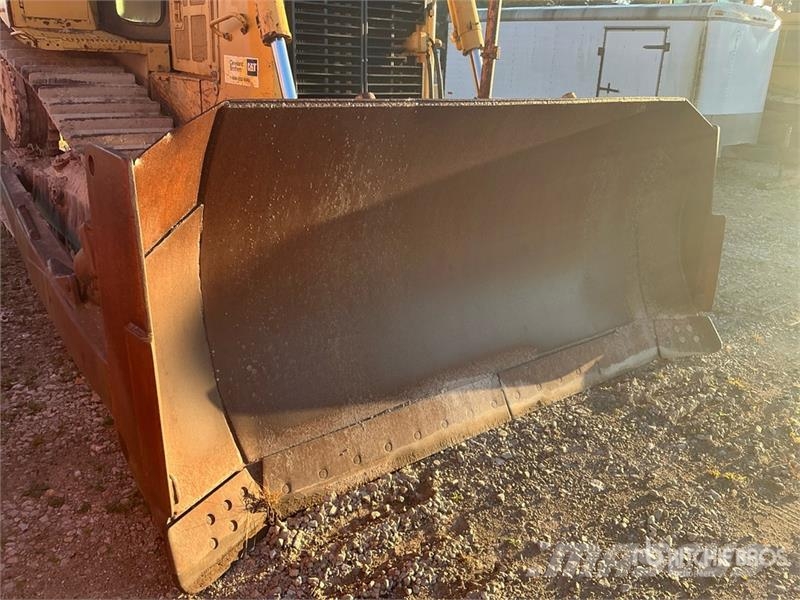 CAT D6R XL Series III Bulldozer