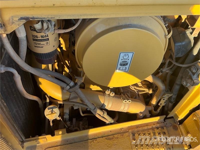 CAT D6T XL Crawler Dozer - Certified Rebuild Bulldozer