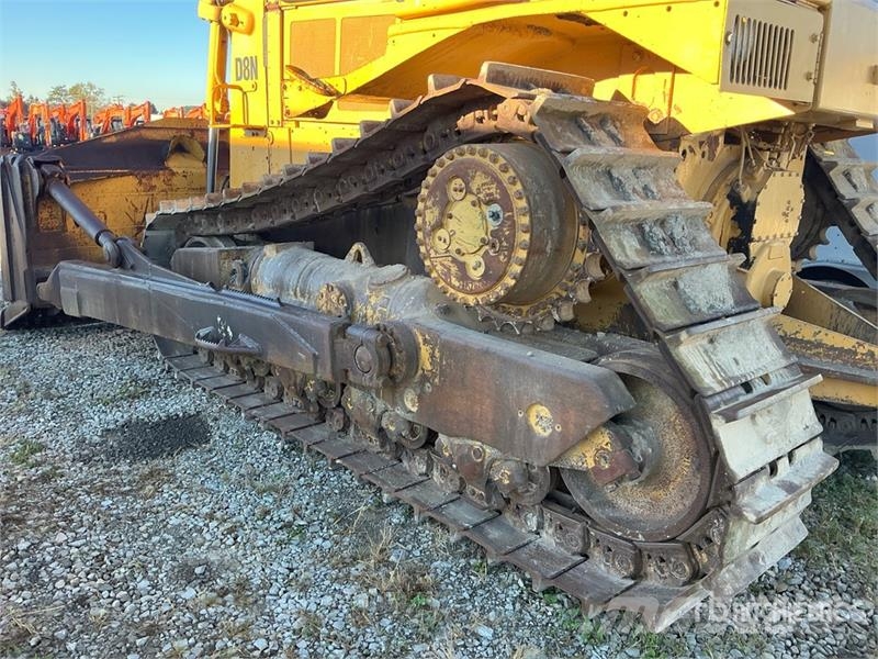 CAT D8N Bulldozer