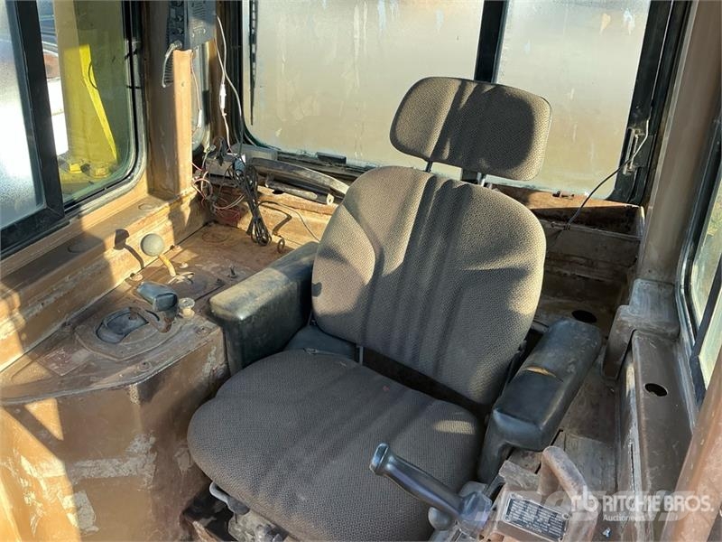 CAT D8N Bulldozer
