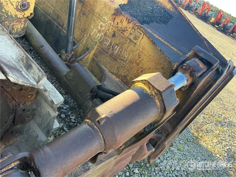 CAT D8N Bulldozer