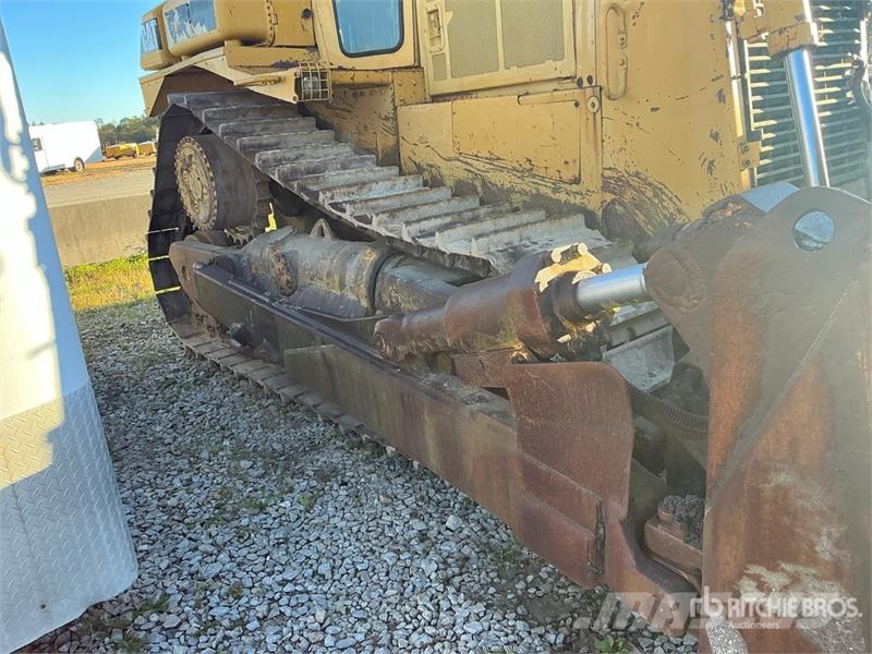 CAT D8N Bulldozer