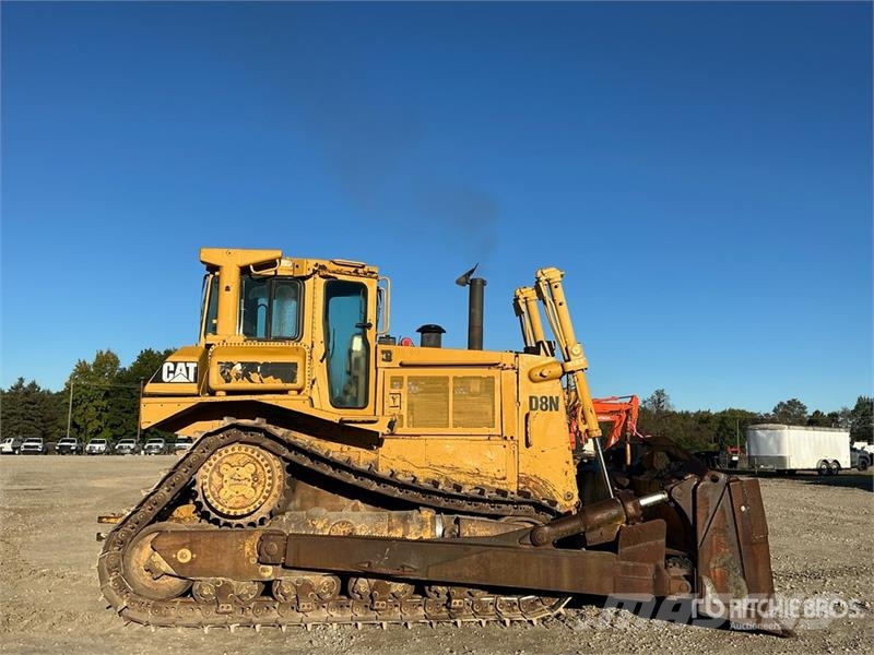 CAT D8N Bulldozer