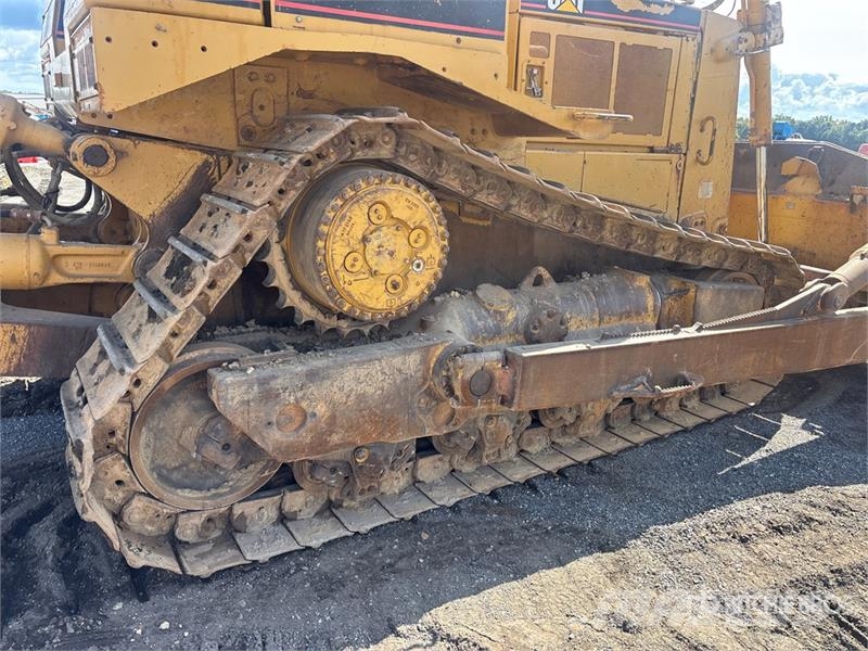 CAT D8R Crawler dozers