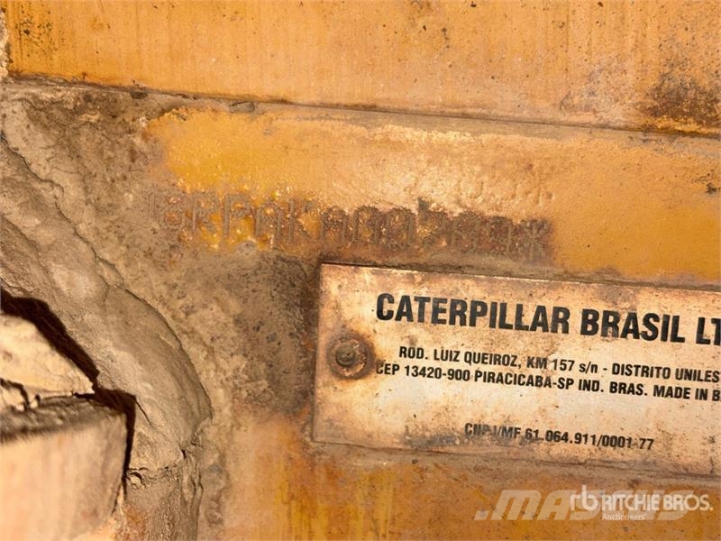 CAT D8R Series II Crawler Dozer 크롤러 도저