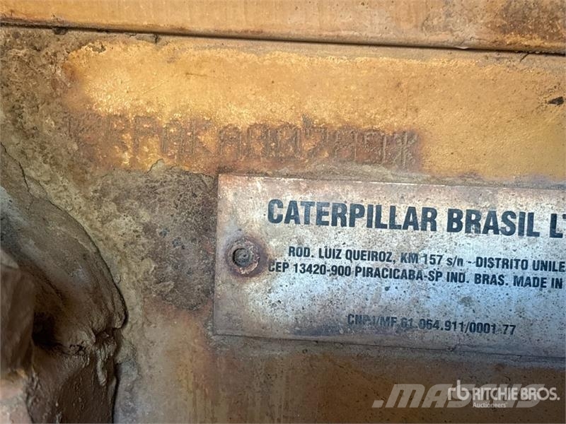 CAT D8R Series II Crawler Dozer 크롤러 도저