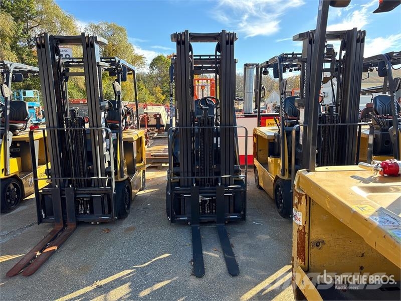 CAT EC25EN2 2400 lb Electric Forklift Elektriskie autoiekrāvēji