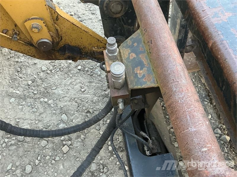 CAT IT38H Wheel Loader Pale gommate