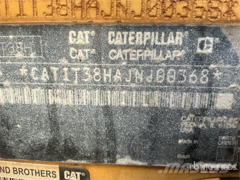 CAT IT38H Wheel Loader Pale gommate