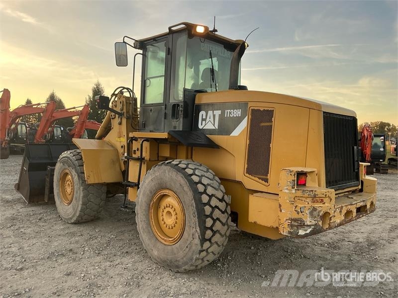CAT IT38H Wheel Loader Pale gommate