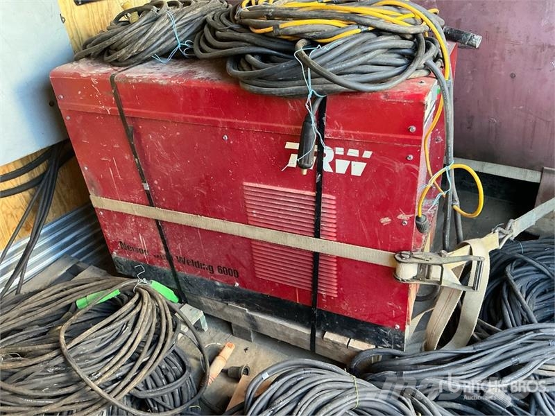 CAT SR-4 545 kW Mobile Generator Set Generadores diesel