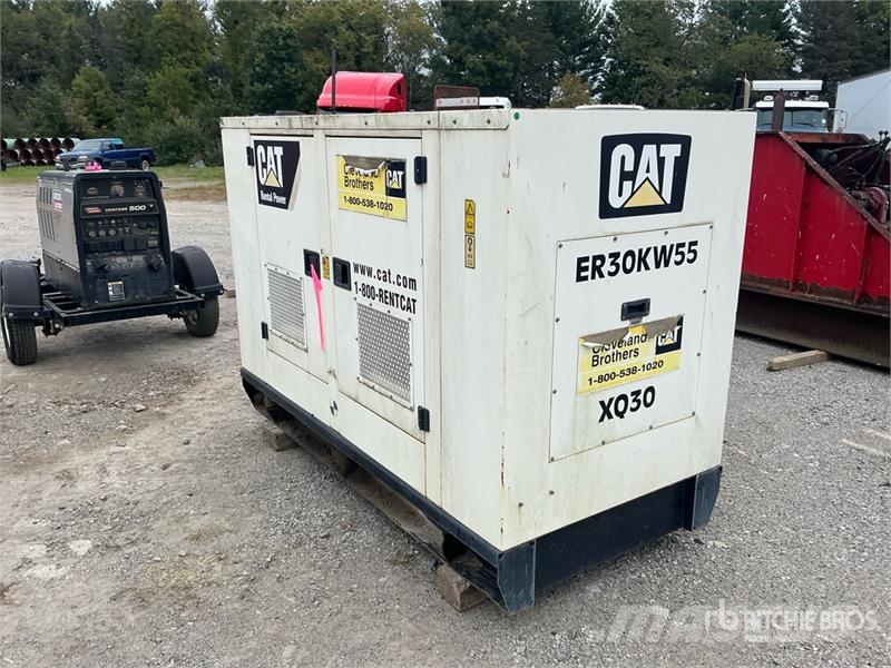 CAT XQ-30 27 kW Skid-Mounted Generator Set Dīzeļģeneratori