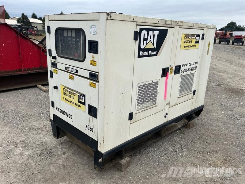 CAT XQ-30 27 kW Skid-Mounted Generator Set Dīzeļģeneratori