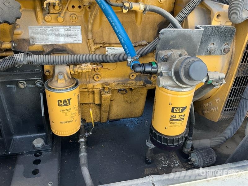 CAT XQ100 100 kW Mobile Generator Set 柴油发电机